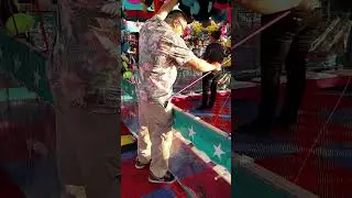 2019 California State Fair - Winning BOTTLE UP carnival game. Too easy!!