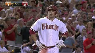 SF@ARI: Goldschmidt's triple gives D-backs late lead