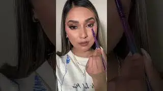 This eyemakeup compliments my dark brown eyes beautifully!! What do we think? . . Cosmetics -