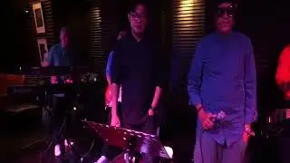 East Coast - Medley &ldquo;Andai Dia Tau, Sampai Nanti, Cerita Cinta, Cantik, Meniaga Hati, Dia Milikku&rdquo;