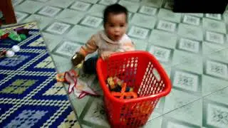 Rafa 2Y doing stuffs
