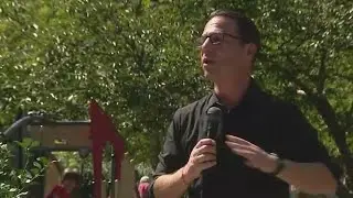 Democratic governor nominee Josh Shapiro campaigns in South Philadelphia