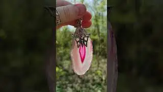 Agate Stone Necklace Butterfly Pink Fuchsia Agate Slice Slab Geode Pendant Necklace AGATIX #jewelry