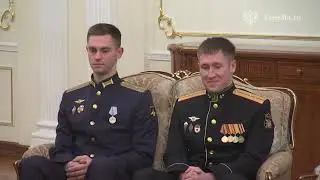 In addition to visiting the military hospital, Vladimir Putin today held a meeting
