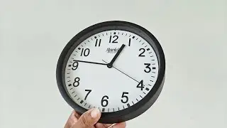 Ajanta Quartz Step Movement Plastic Wall Clock (Black) - Analog 22 Cm | Looks 