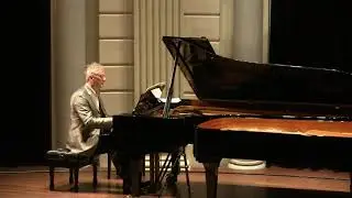 Wireng, by Paul Seelig, played by Henk Mak van Dijk