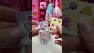 Opening another cute Real Littles Backpack 🎒. #reallittles #backpack #micro #minitoys #unboxing