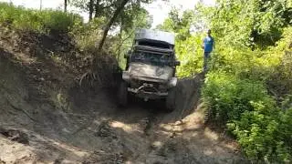 Trinity trails Arlington FWT jeep on 3 wheels off roading spot