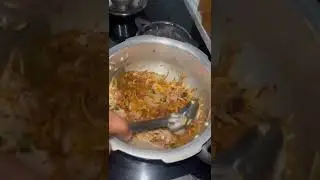 Simple, tasty & full of flavor 😋🍚 easy egg rice recipe #eggy #eggprotein #simpleggpulao