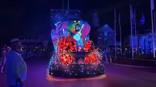 Starlight Night Parade ✨ Full Nighttime Parade at Magic Kingdom