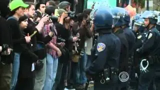 Black Bloc tactics clash with Occupy movement