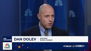Coinbase has the upperhand over Circle, says Mizuho's Dan Dolev
