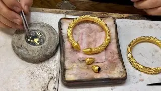 Bangle Making: The Last Stage of a Dying Art