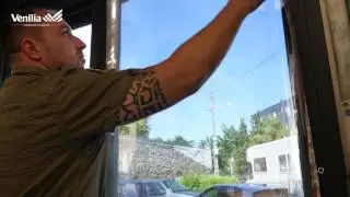 Pose de Film solaire adhésif miroir sans tain sur fenêtre