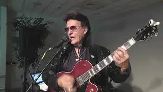 Keith Coleman Performs as Johnny Cash for the Temple Terrace Ladies club.