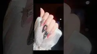 Sweet & Edgy Nails: My Go-To Press-Ons for That Perfect Contrast🥰💅