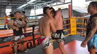 Muaythai clinching with kru pot and kru pat 😎