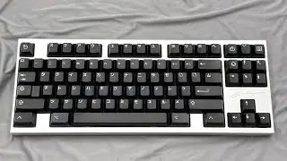 Bias R2, Cherry MX Black on PC with GMK typing (No foam)