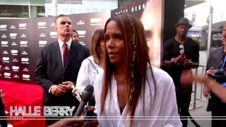 Halle Berry at Red Carpet Premiere of KIDNAP film