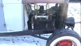 Idling 1932 ford roadster prewar style hotrod with model b banger engine.