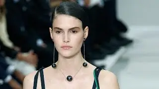 Diane Kendal and the makeup look at the Salvatore Ferragamo SS2016 Show