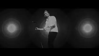 MIK - Stones (official Video)