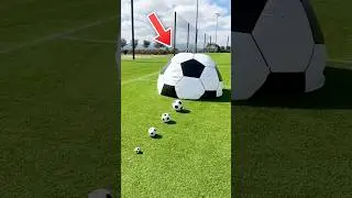 С каждым выстрелом мои яйца становятся БОЛЬШЕ ⚽️