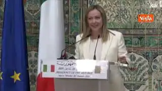 Meloni in Algeria: «Rafforzeremo il partenariato per un ponte tra Nord e Sud Mediterraneo»