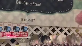 Dan&rsquo;s Candy Stand