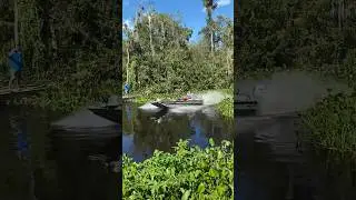 Duck boat jumping pads
