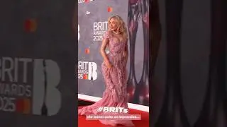 Sabrina Carpenter on the BRITs Red Carpet!