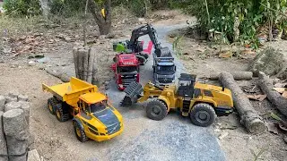 Aksi #104 Dump Truk RC Mercedes Benz e590 Muatan Tanah Merah Excavator Besar Wheel Loader Huina 1583
