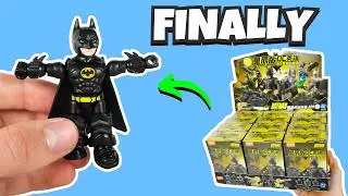 Tearing Into the NEW Batman Blokees Set + Giveaway