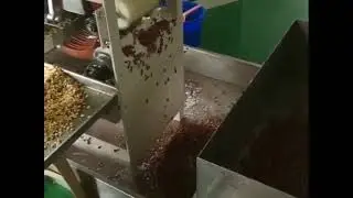 Wet type soybean almond peanut peeler peeling machine