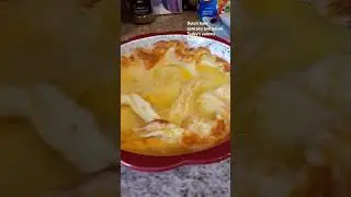 Dutch baby pancake and bacon  Today's yummy breakfast .....