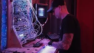Angular Distance Amplifier - Mutable Instruments Elements
