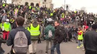 🔴 LIVE | Resisting military deployment and ban, Yellow vests protest against neoliberal policies