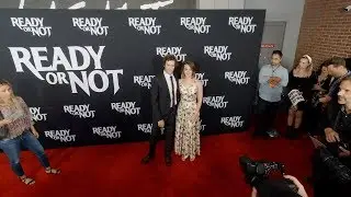 Adam Brody and Leighton Meester 