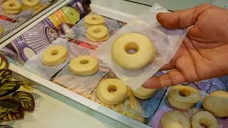Bakery Style Sweet Donuts at Home 🍩Soft Chocolate Donuts | Easy Donut Recipe by SB Ki Rasoe