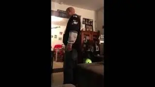 Bears and Eagles -Fan Reaction to missed field goal in playoffs