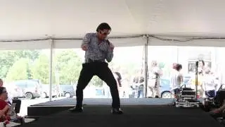 Todd Bodenheimer sings 'Wonder Of You' Elvis Week 2015