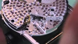Panerai Luminor Submersible Watchmaking Demonstration   Watchfinder & Co