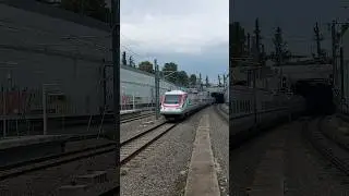 Intercity 51 (ETR 470) enters Ag Anargyroi station #train #trainspotting