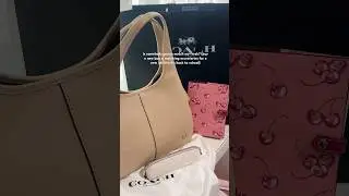 the viral coach Lana bag was sooo worth it ✨🤭 #workbag #officebag #workbag #coachbag