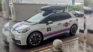 The Volkswagen ID.3 is installed with a NEUMANN 305s roof rack and a C5A black roof box.