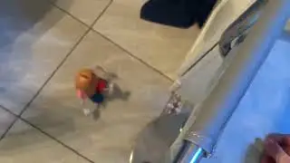 Mr. potato head moving fast like sonic the hedgehog