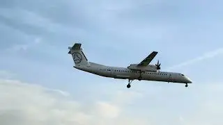 Luxwing De Havilland Canada Dash 8-400 landing Naples Capodichino Runway 24