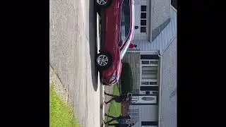 Crazy fight at my bus stop!!😯