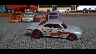 Vairy 8 variations Hot Wheels