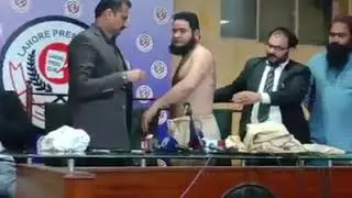 #Nasirmadni #nasirmadnifunny Janu Nasir Madni Ko Kiu Mara Logun Ne..?